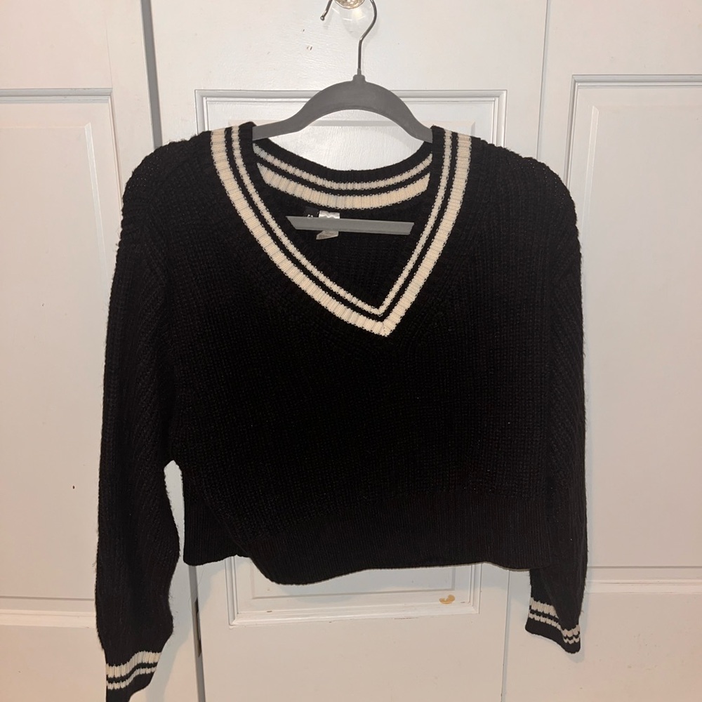 H&M sweater size xs